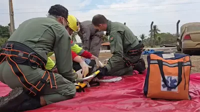 Exercício na BR-060 simula resgate após colisão com caminhão de diesel