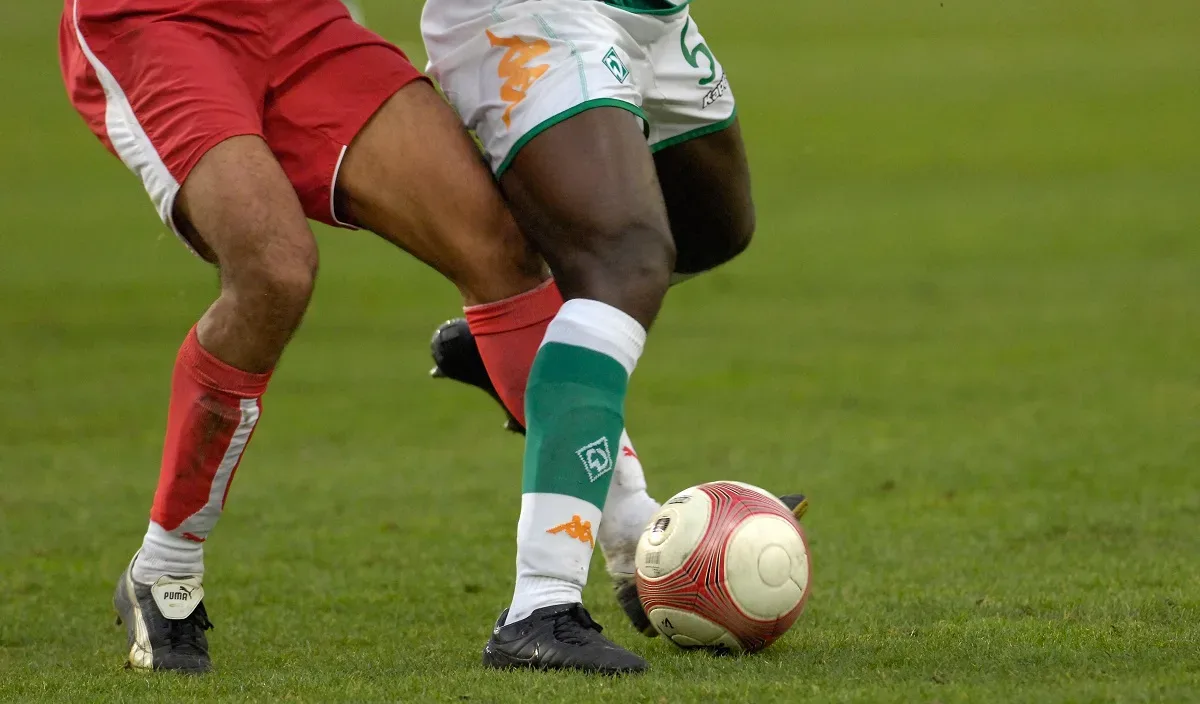 Domingo tem Botafogo x Palmeiras, clássicos europeus e rodada cheia na TV