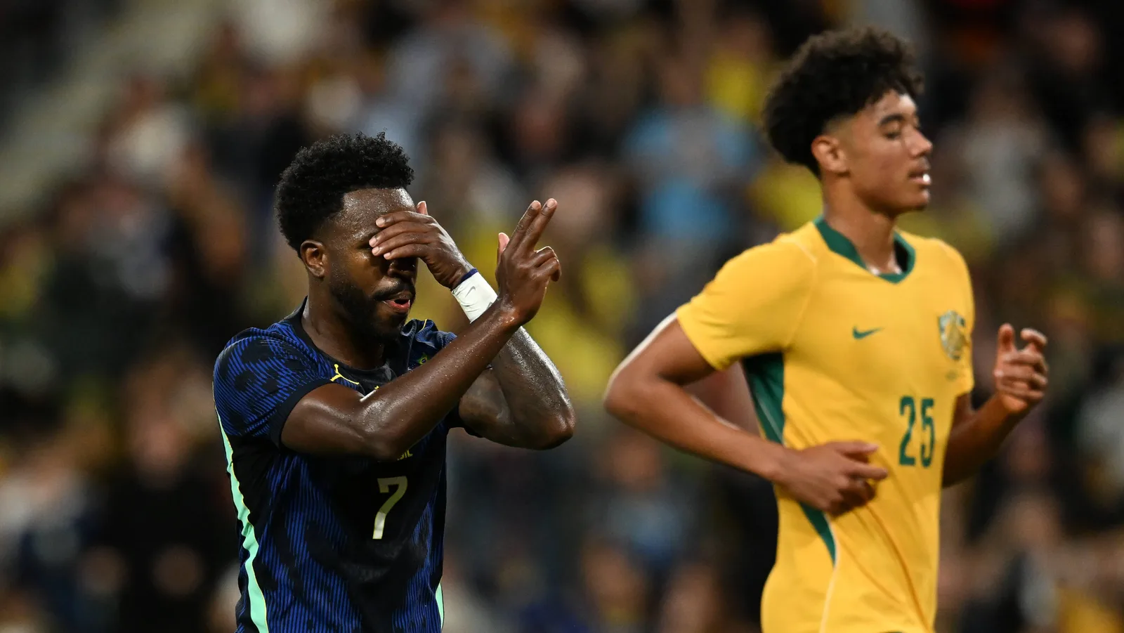 Vini Jr. decide, e Brasil bate Austrália por 4 a 2 em Sydney