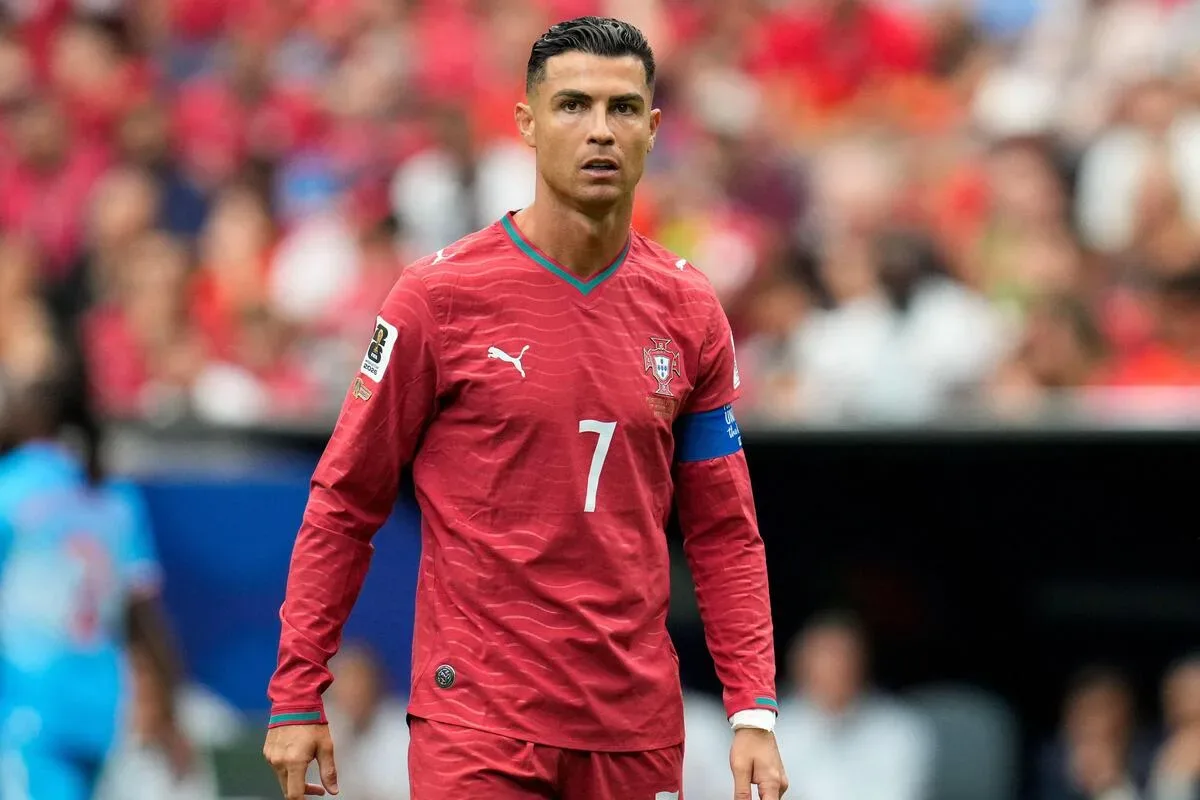 Ronaldo sai da concentração de Portugal e deixa explicação para depois