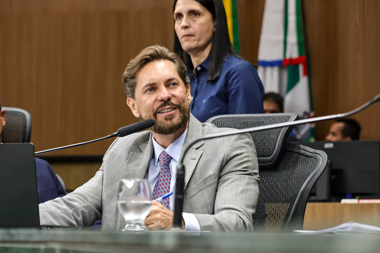 Alego registra alta na transparência e prevê R$ 550 milhões para rodovias