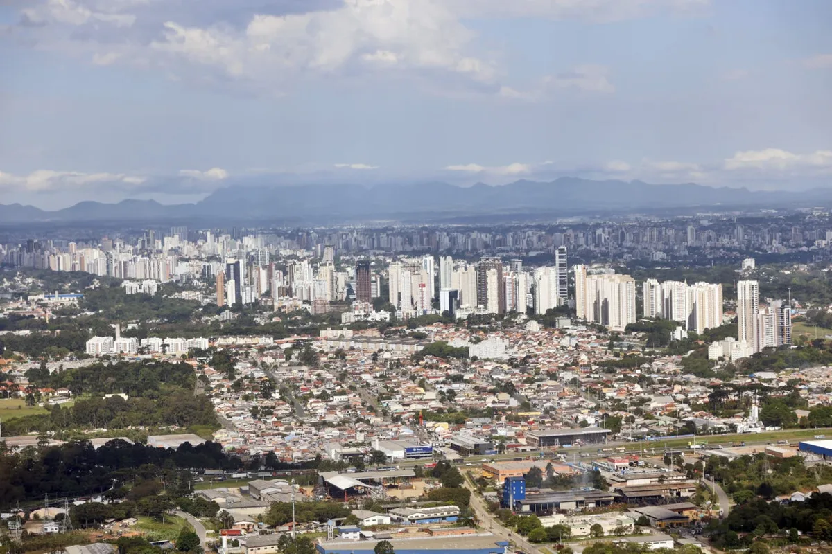 Saúde lidera queixas no Brasil, enquanto Curitiba fica no topo do índice de reclamações