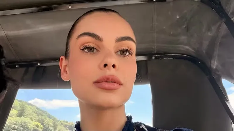 Amanda Kimberlly registra passeios culturais no Japão ao lado de Helena