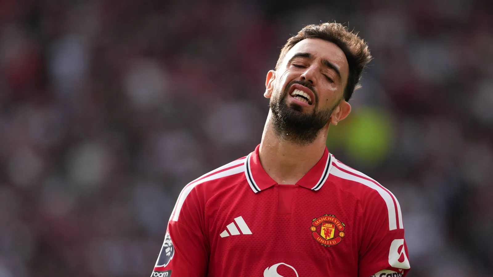 Keane vê Bruno Fernandes como responsável por lance que expulsou Foden