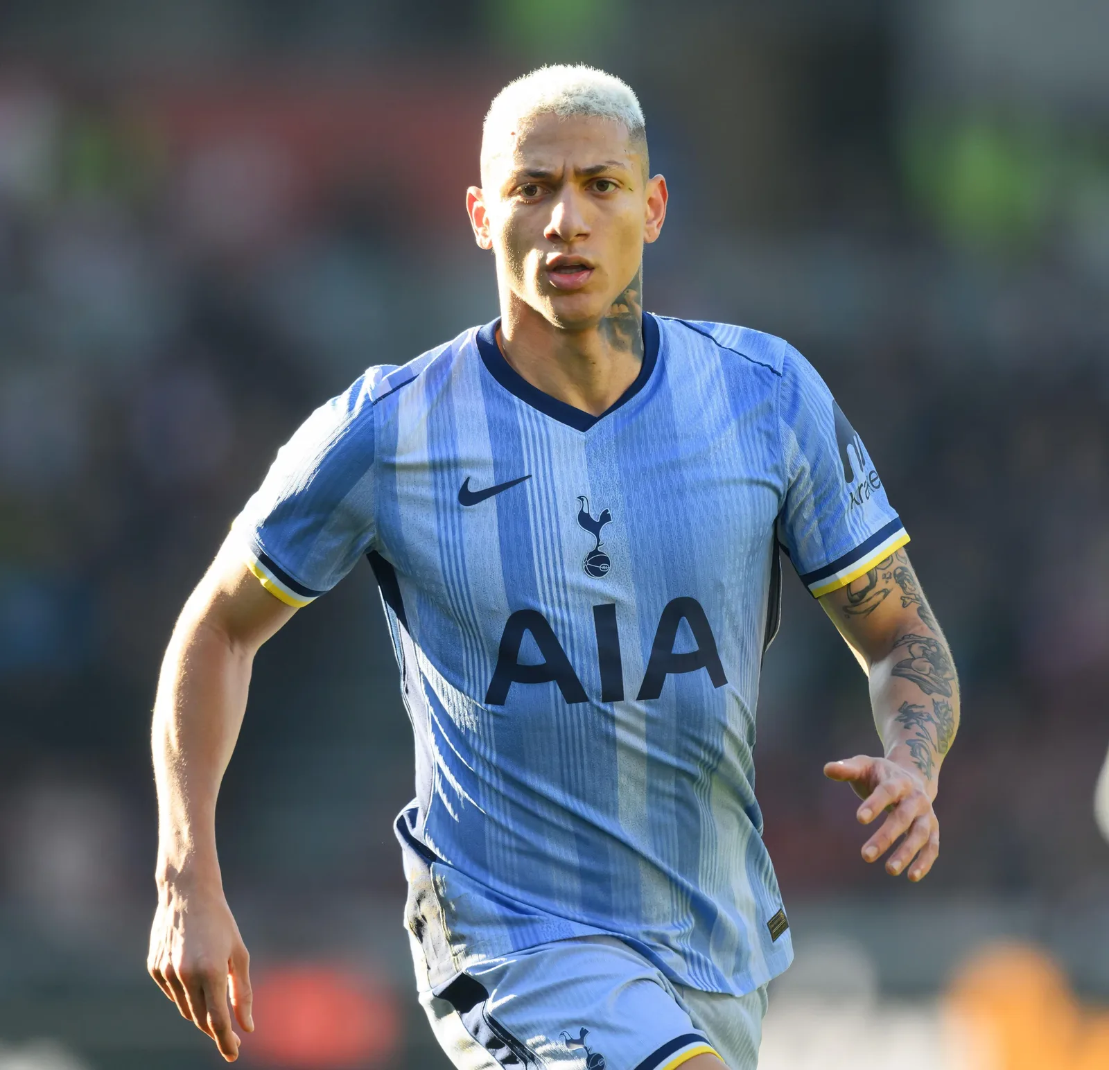Richarlison publica “Por que?” após ser afastado do Tottenham por De Zerbi