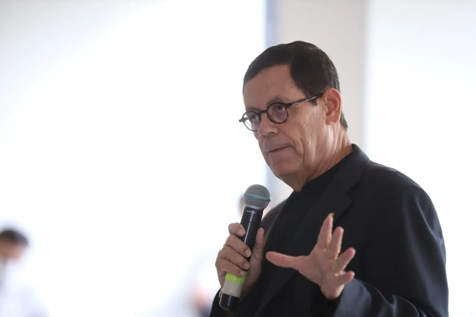 Conselheiro do TCE-GO cobra prioridade à primeira infância no orçamento