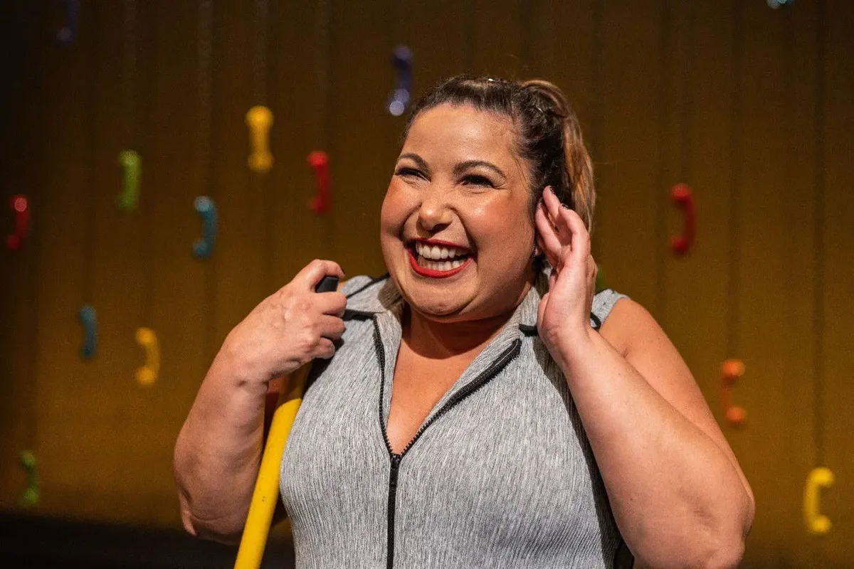Mariana Xavier apresenta peça gratuita em Goiânia nesta quinta-feira