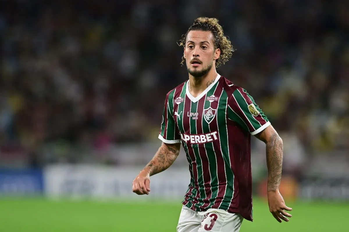 Guga reprova gramado do Maracanã após vitória do Fluminense sobre o Vasco