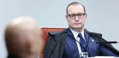 Zanin pede apuração após dados sigilosos serem anexados por Deltan