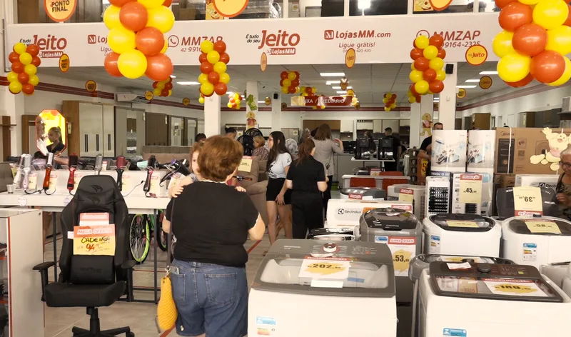 Lojas MM libera uma oferta por hora durante campanha de três dias