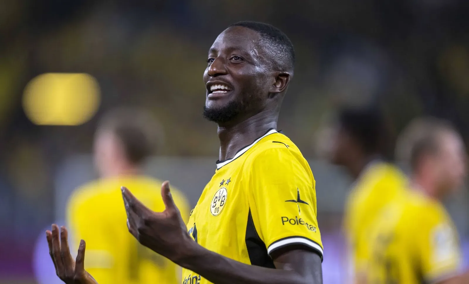 Guirassy marca dois, e Dortmund vence Villarreal na estreia da Champions