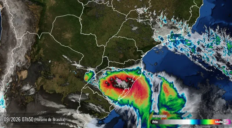 Frente fria muda o tempo no Paraná e derruba temperaturas na quarta-feira