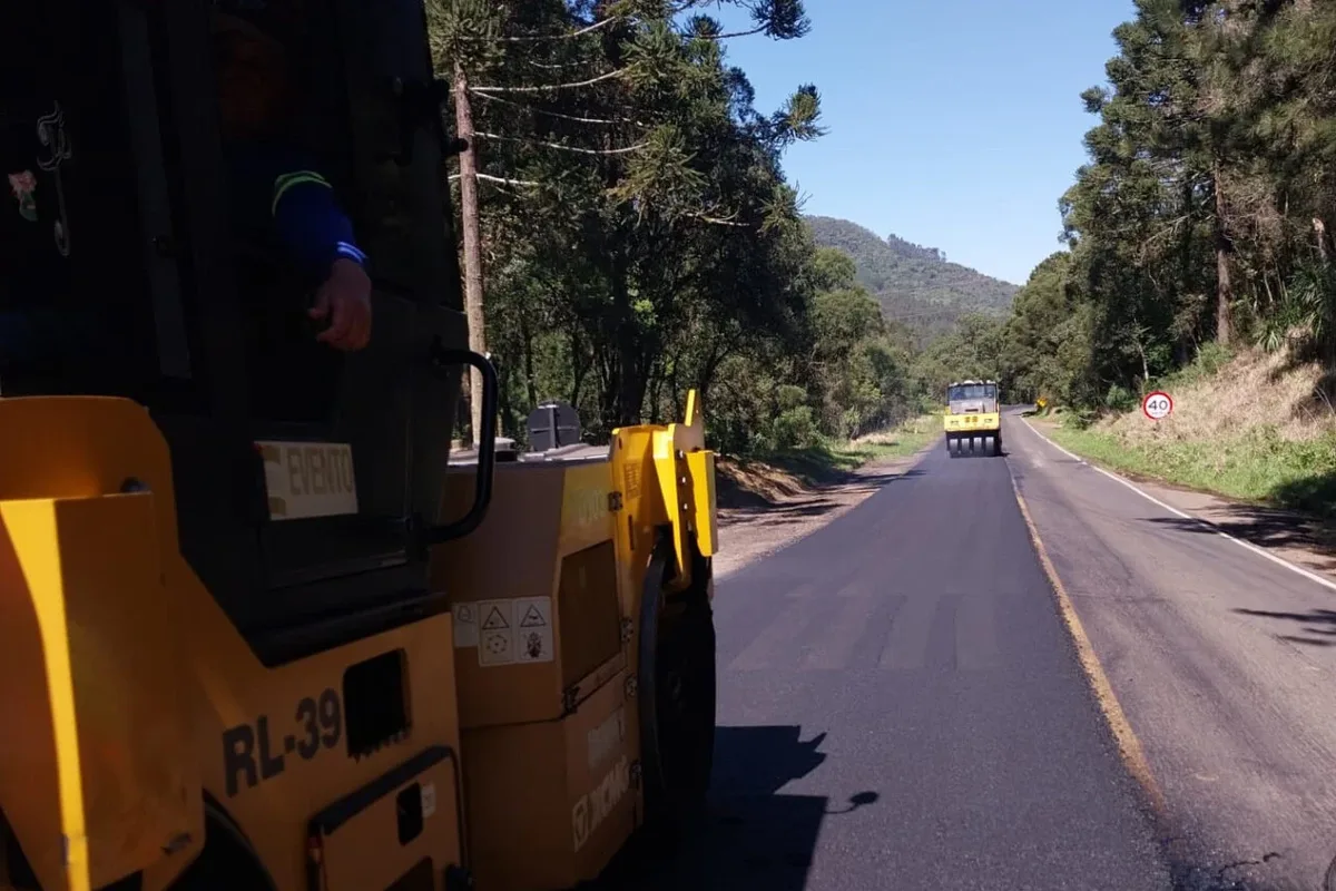 Recapeamento altera circulação na PR-170, em General Carneiro