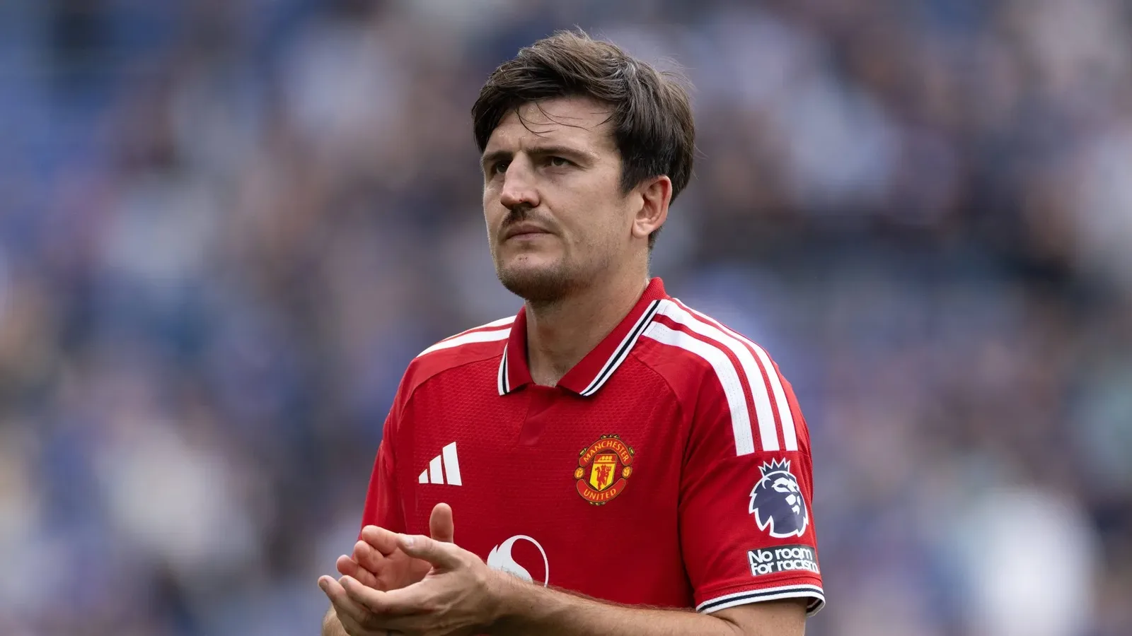 Neville cobra estabilidade defensiva antes de jogos decisivos do United