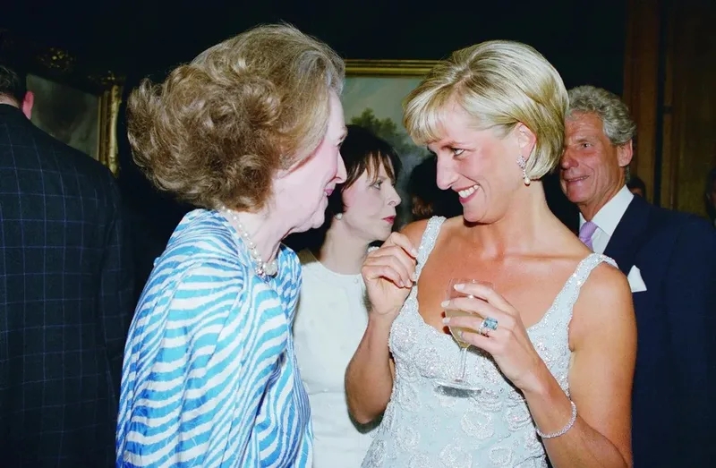 Charles Spencer afirma que Diana usou Raine para ferir a mãe
