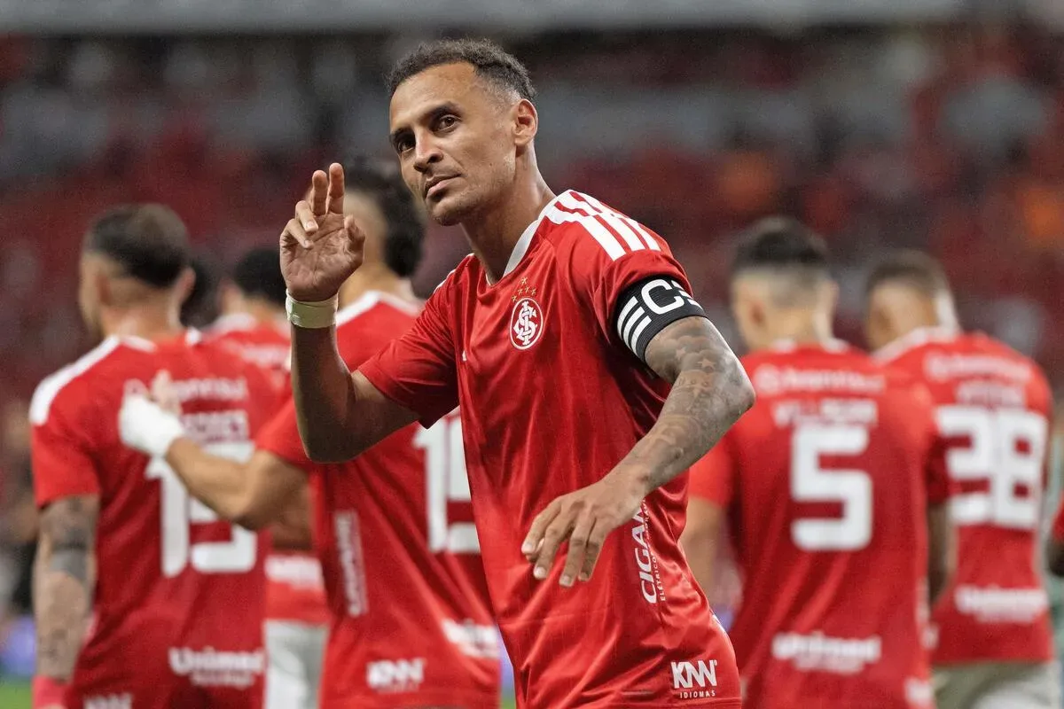 Delcir Sonda anuncia doação de R$ 20 milhões ao Inter