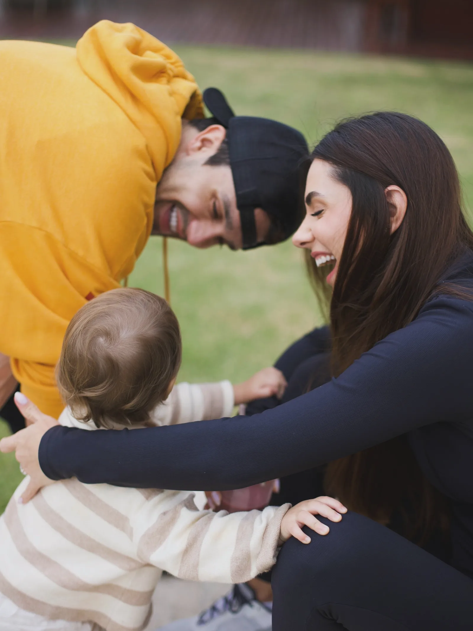 Jade Magalhães compartilha registro raro com Luan Santana e a filha Serena