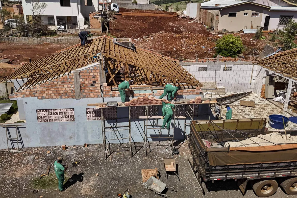 Auxílio do Paraná prevê percentuais diferentes conforme o dano na moradia