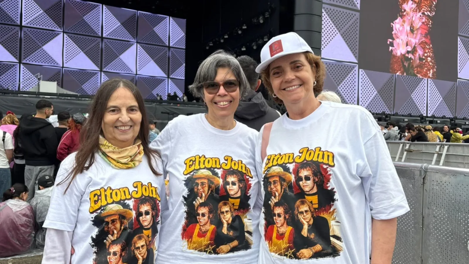 Amizade e sacrifício: fãs de Elton John encaram fila e jejum no Rock in Rio