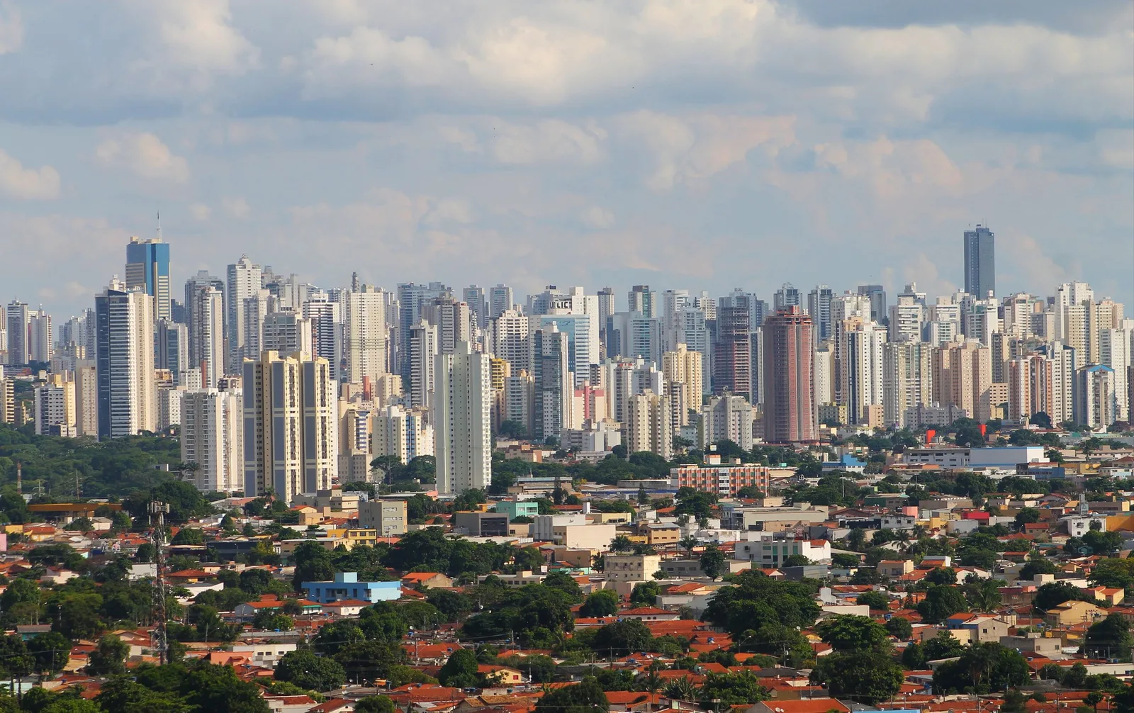 Imóvel quitado sem escritura exige regularização para reconhecer a propriedade