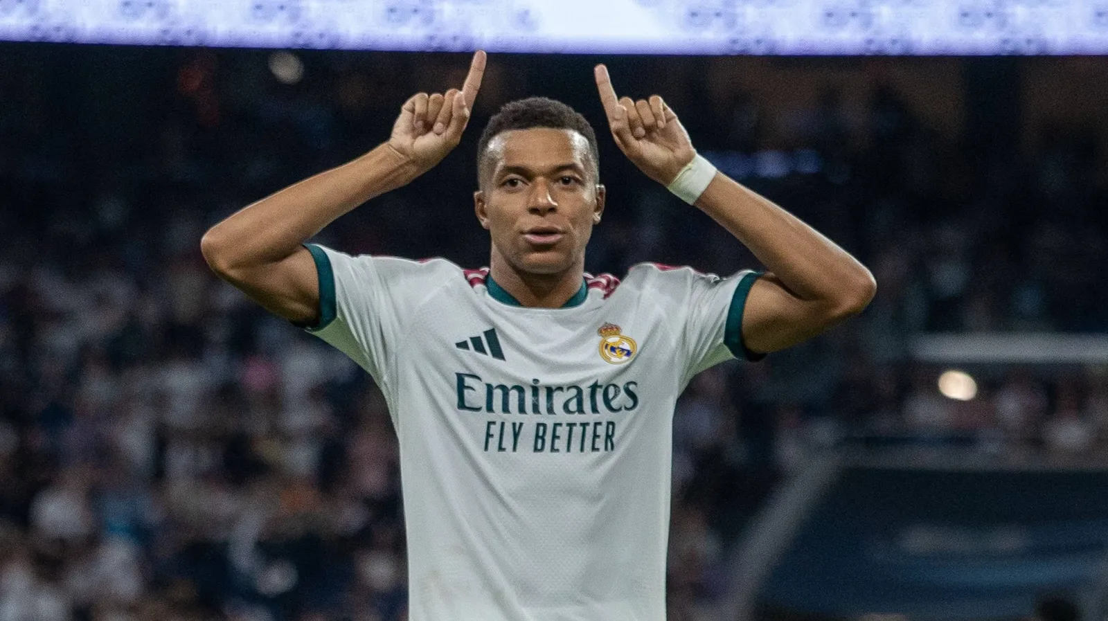 Cañizares coloca Kane e Fabián Ruiz acima de Mbappé na Bola de Ouro