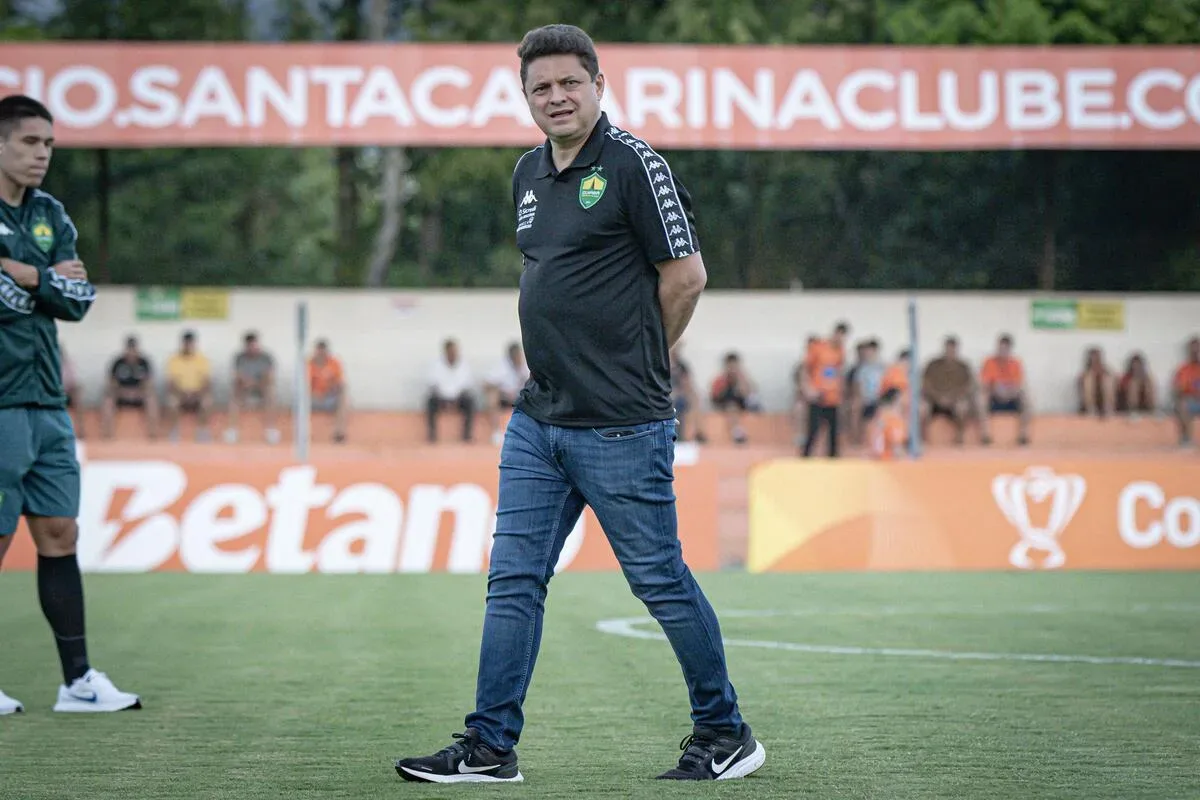 Cuiabá aponta atrasos milionários e defende punição esportiva a inadimplentes