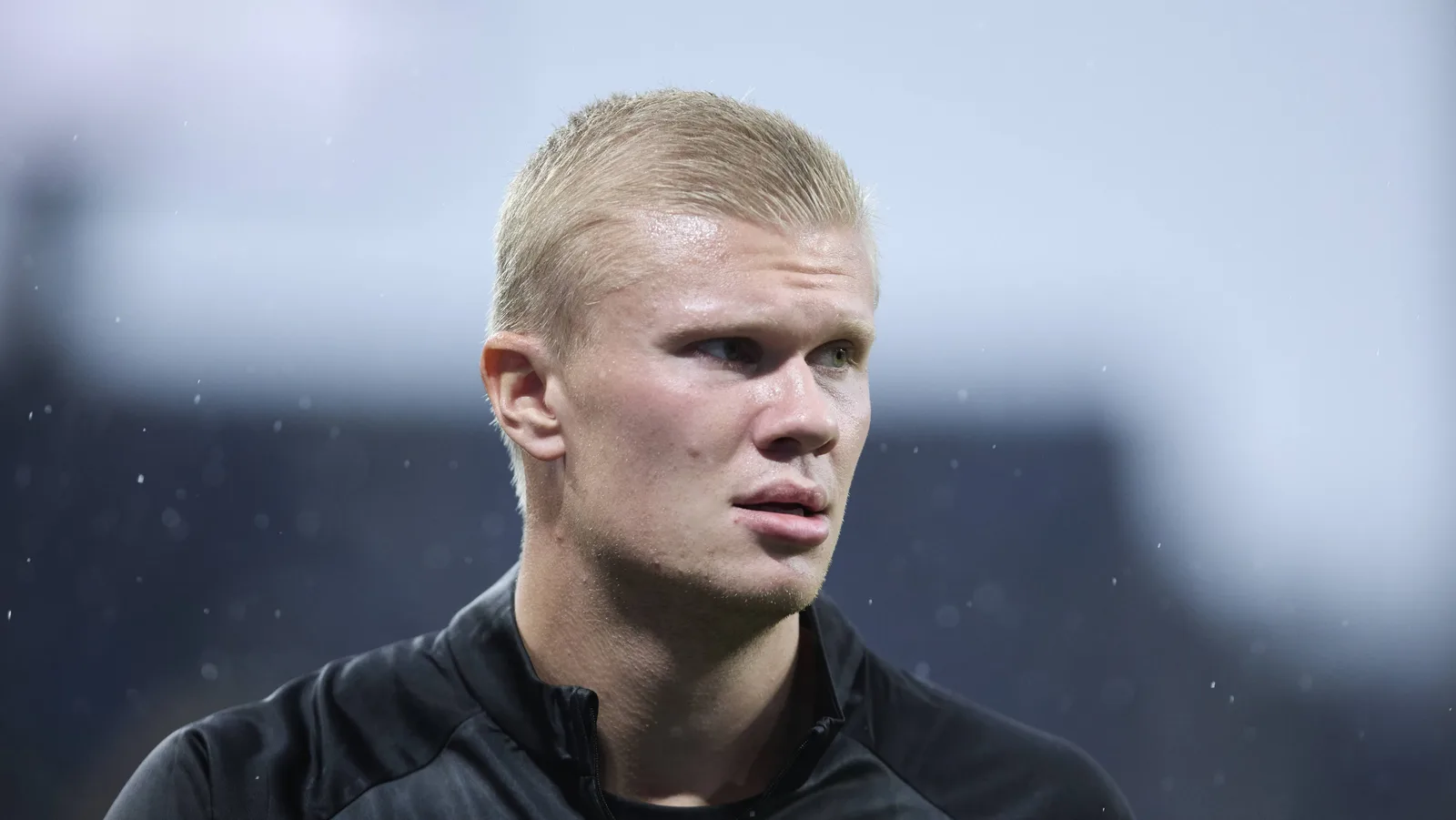 Kiwior explica por que Haaland exige uma marcação diferente