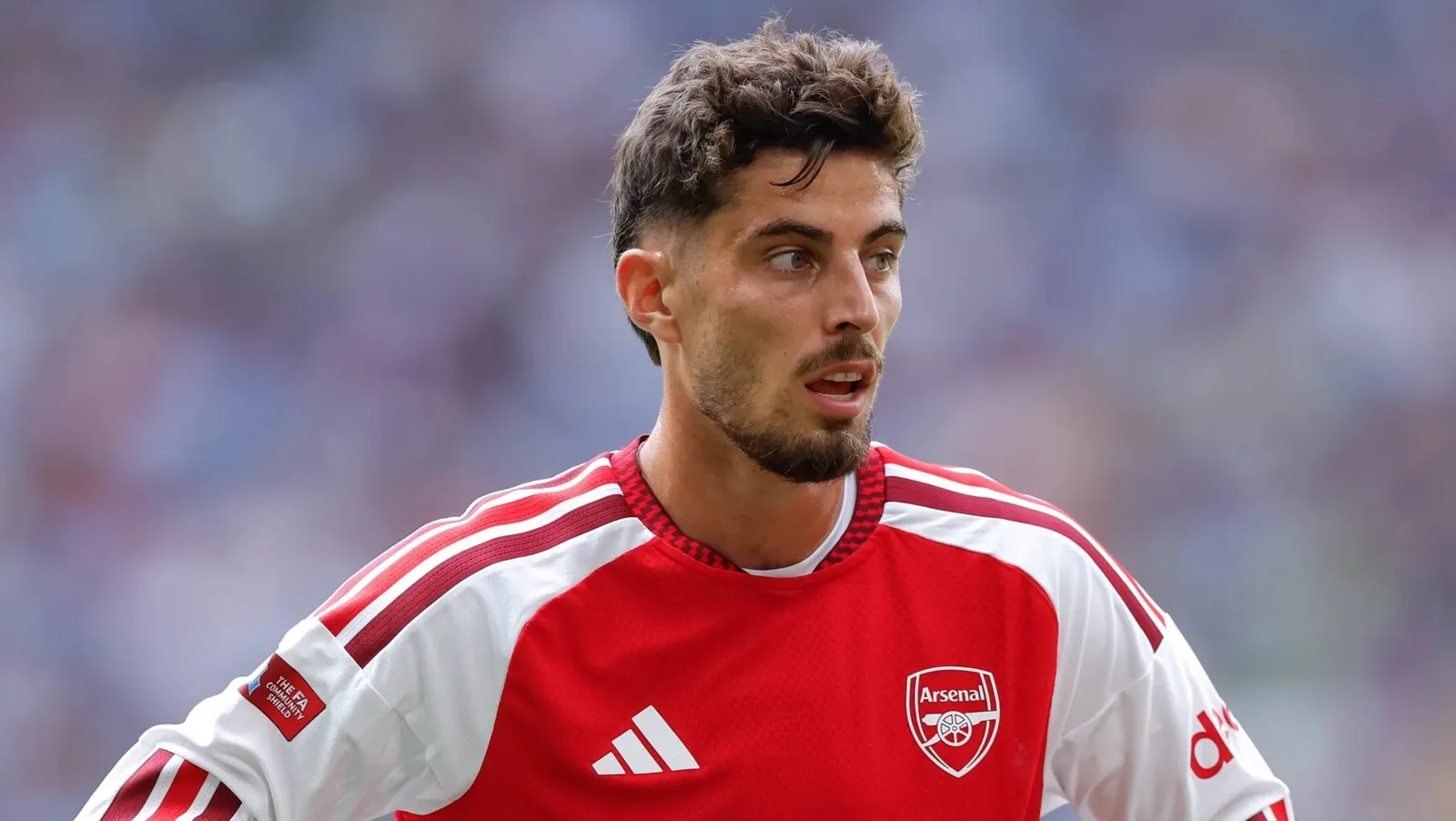 Neville rejeita comparação entre Havertz e Firmino no Arsenal