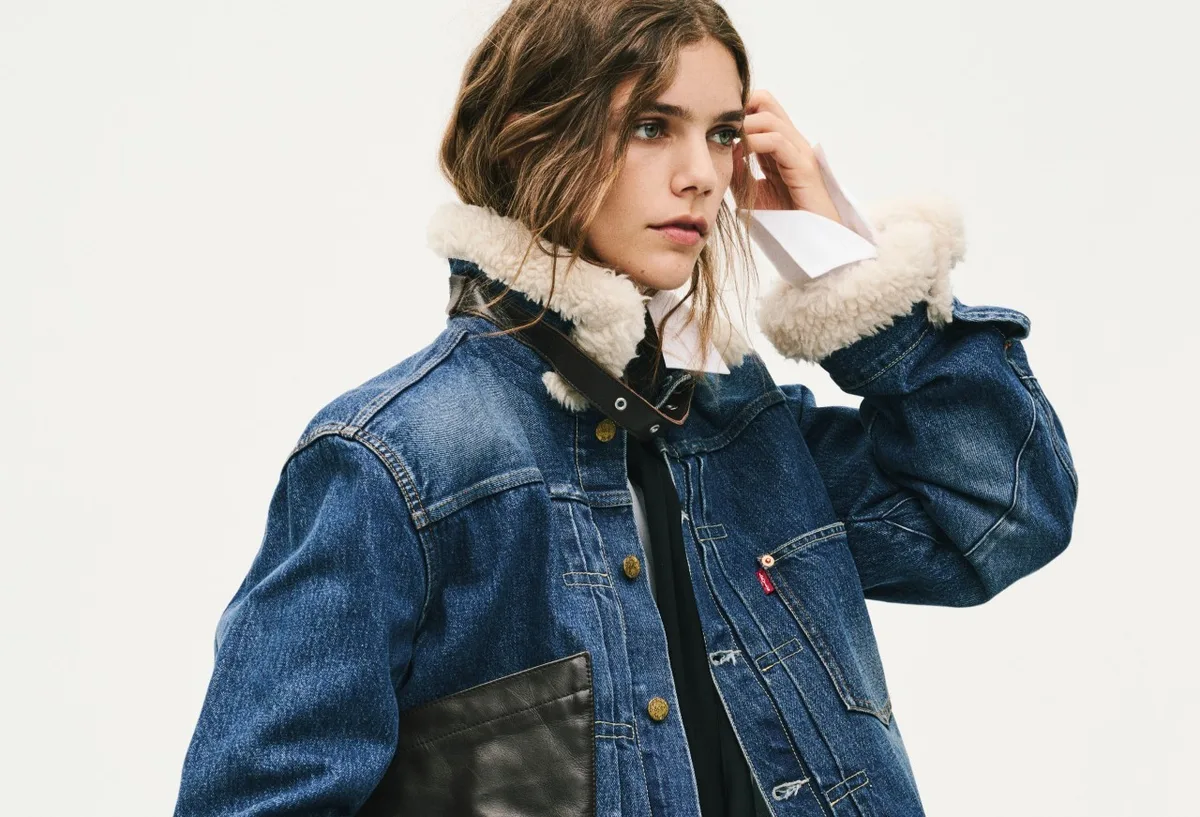 Levi’s e sacai lançam coleção de jeans desconstruído no Brasil
