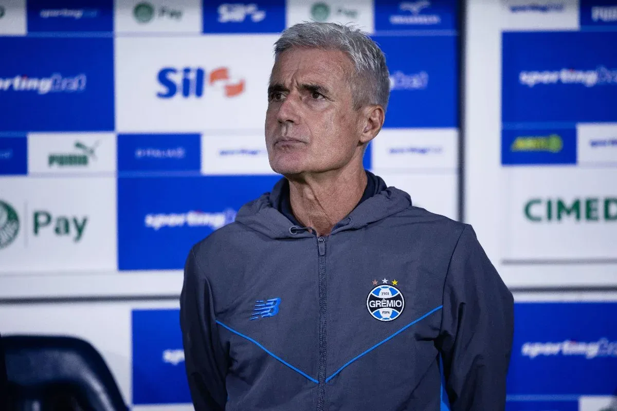 Torcida do Grêmio cobra Renato após virada do Vasco na Arena