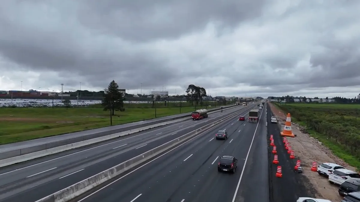 BR-277 deve ter pico de retorno entre 15h e 20h nesta segunda