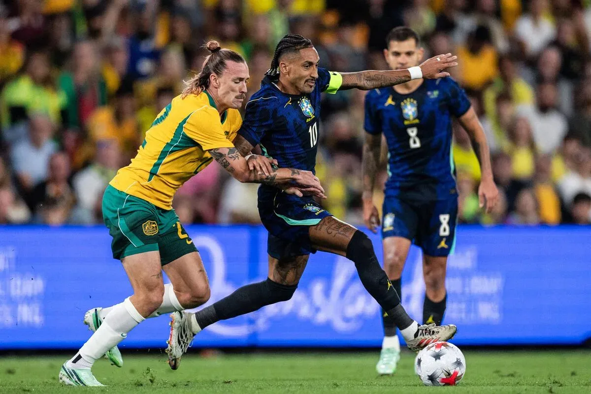 Brasil supera virada, vence a Austrália e encerra jejum pós-Copa
