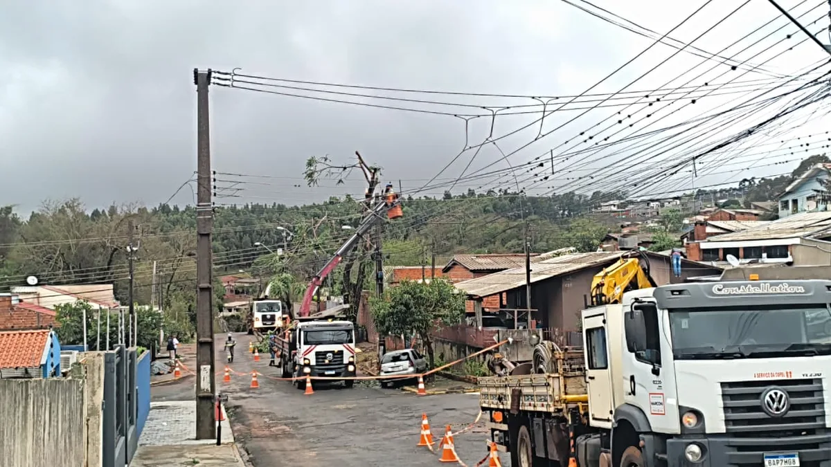 Apucarana mantém bombeiros mobilizados após temporal com granizo
