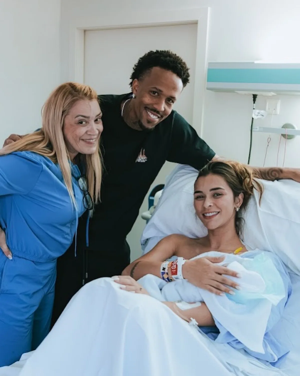 Tainá Militão relata dores na recuperação após nascimento do terceiro filho