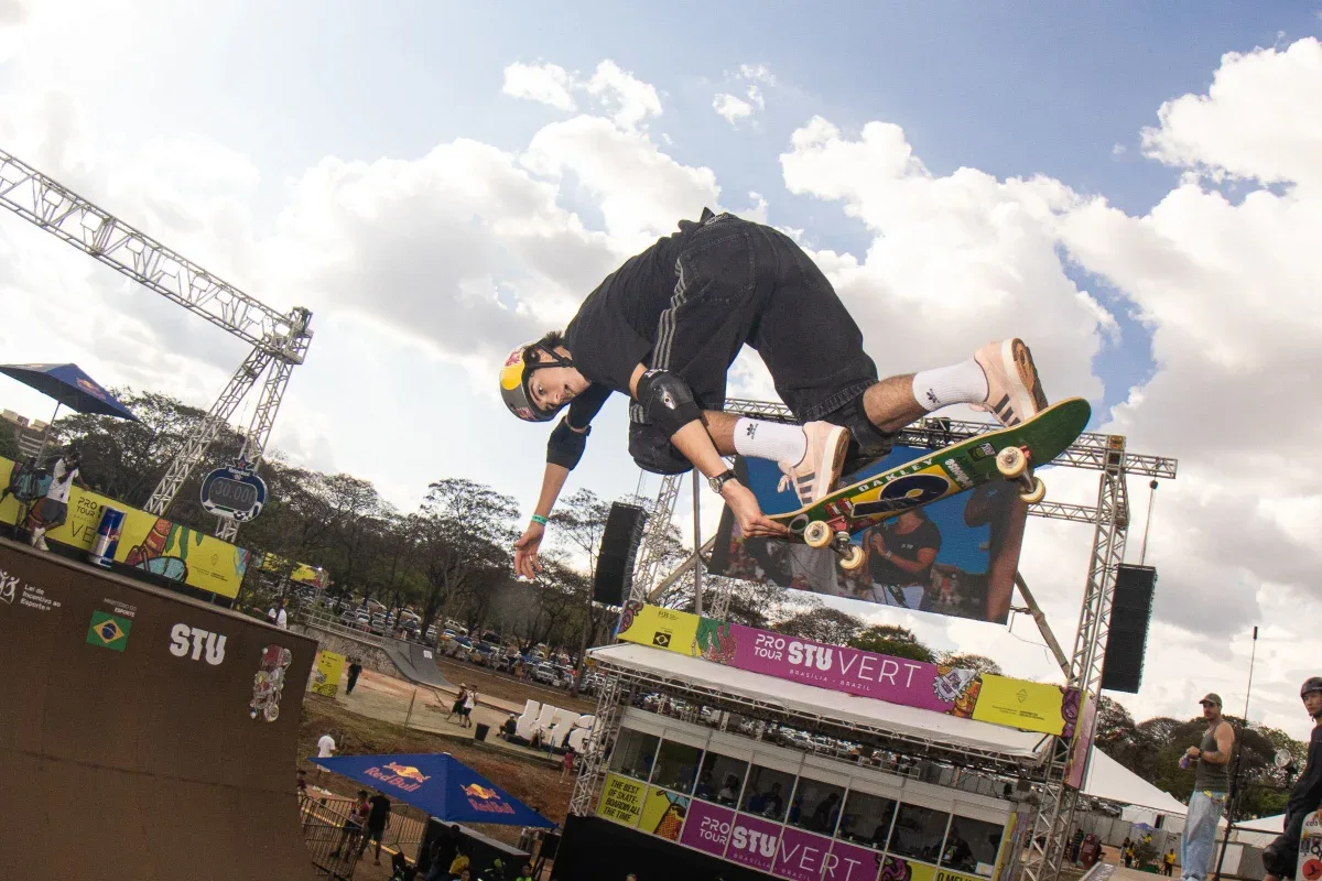 Gui Khury lidera sábado do STU Pro Tour com nota 91.00 em Brasília