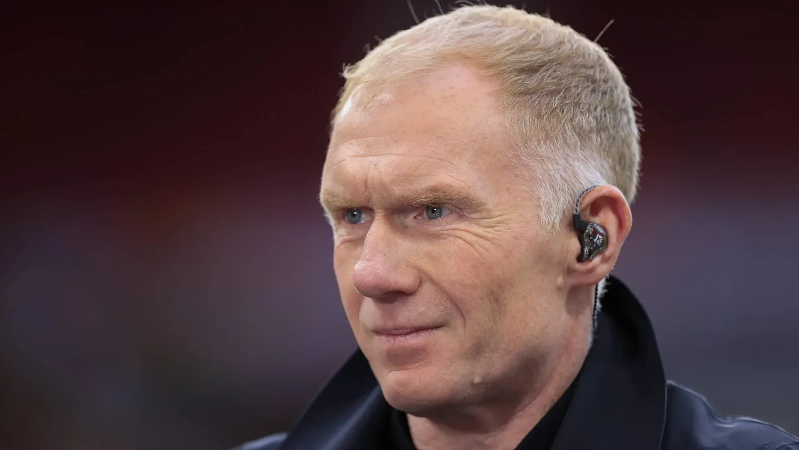 Scholes põe em dúvida futuro de Lammens no gol do Manchester United