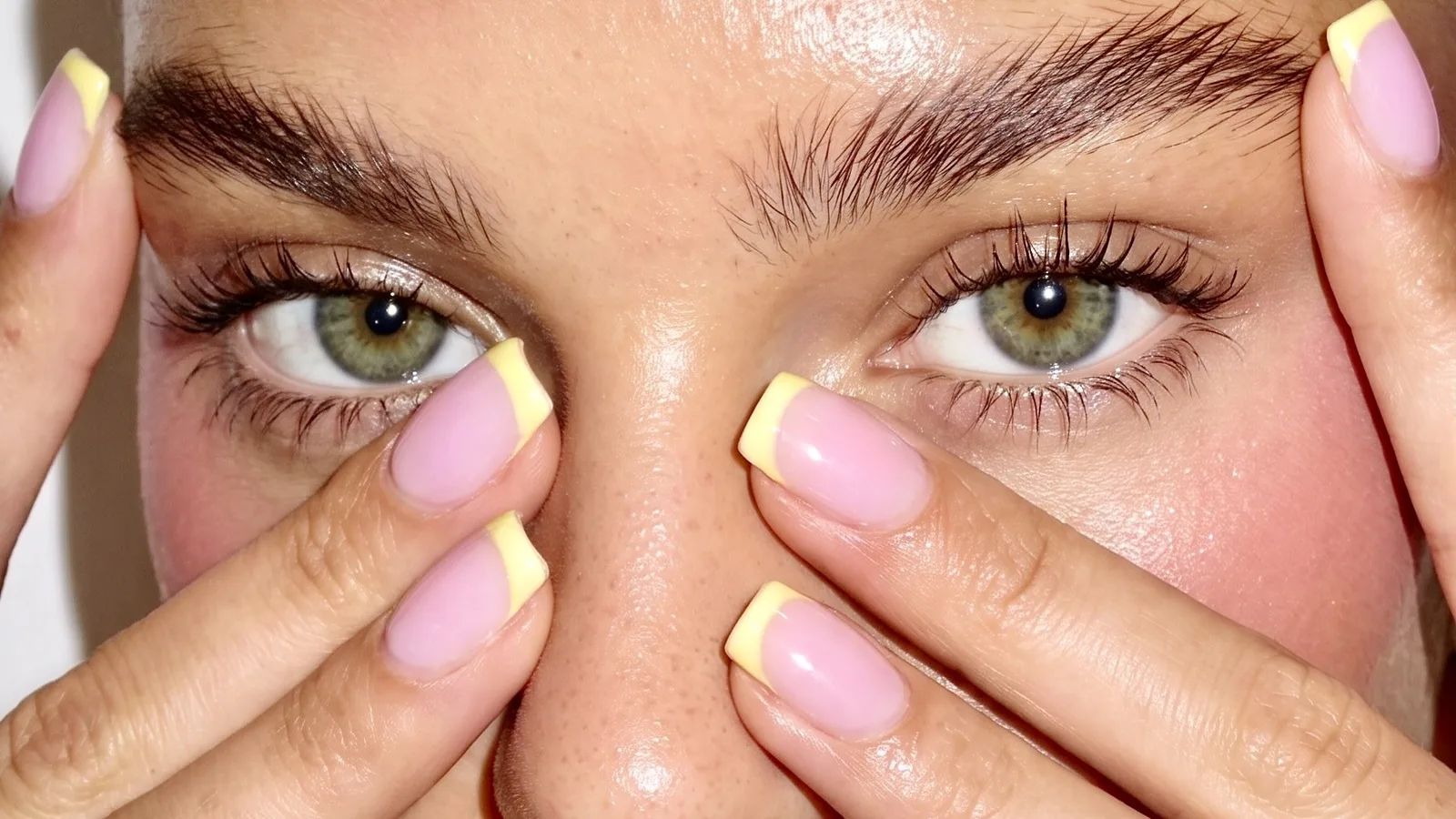 Três formatos de unha para renovar a manicure com elegância