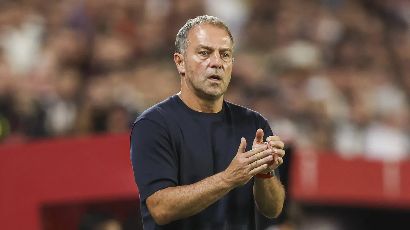 Anthony Gordon diz que inteligência é sua característica menos reconhecida no Barcelona