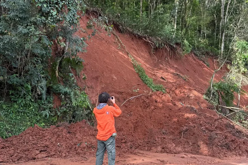 Vistoria vai mapear estragos em Adrianópolis e Cerro Azul após temporal
