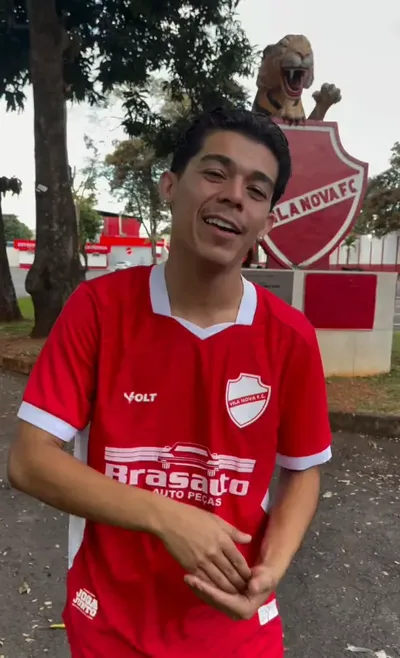 Torcedor do Vila Nova está detido nos EUA há 16 dias, diz família