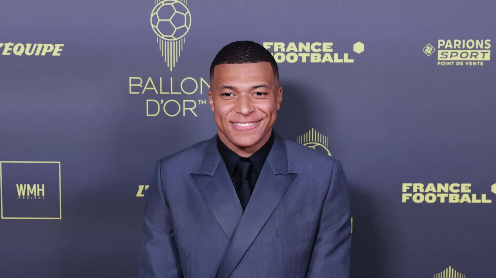 Mbappé se coloca como candidato e Real Madrid abre espaço para Bola de Ouro