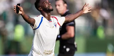 Fortaleza vence o Goiás fora de casa e chega a sete jogos invicto na Série B