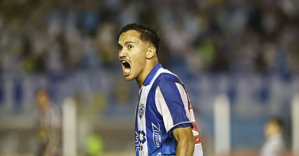 Juninho espera chance ao lado de Ítalo no ataque do Paysandu