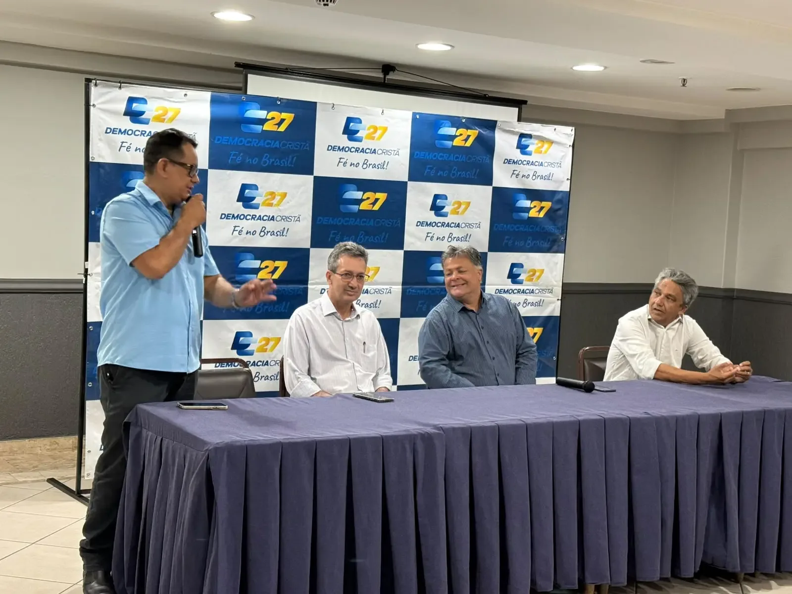 Direção nacional do DC anuncia troca de comando e apoio a Daniel Vilela em Goiás