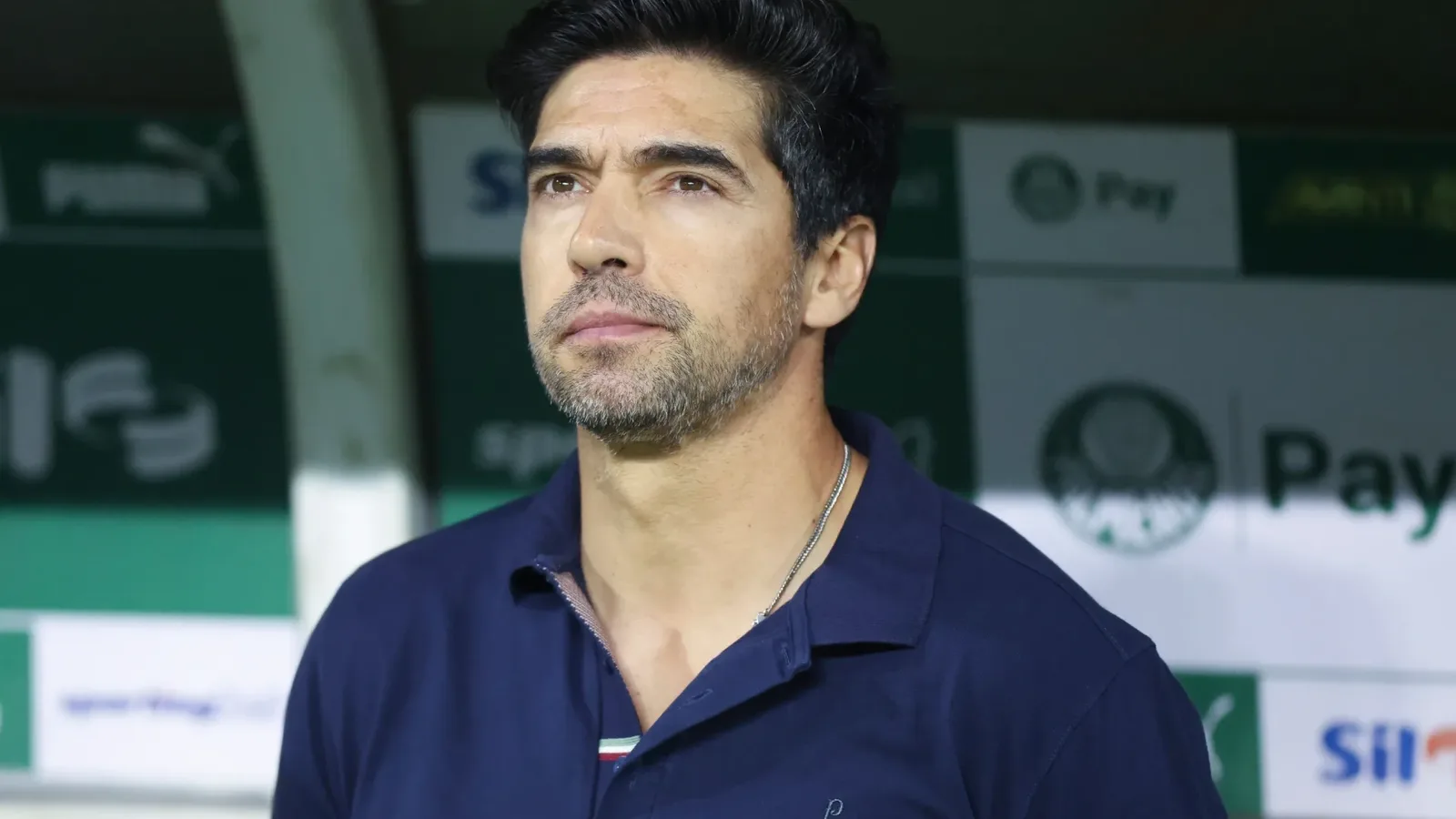 Sporting avalia Abel Ferreira caso decida mudar de treinador