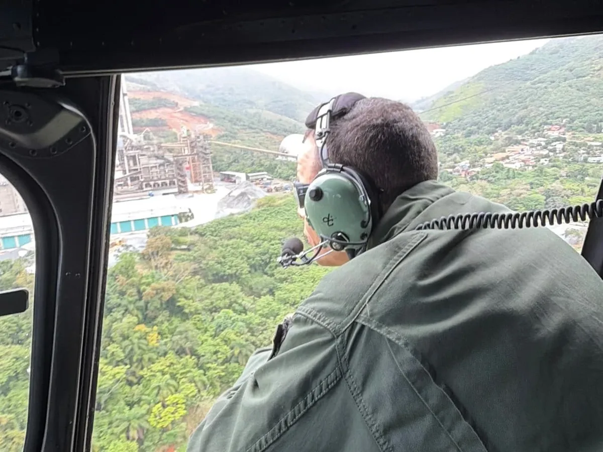 Aeronave auxilia reparos da Copel após chuvas no Vale do Ribeira
