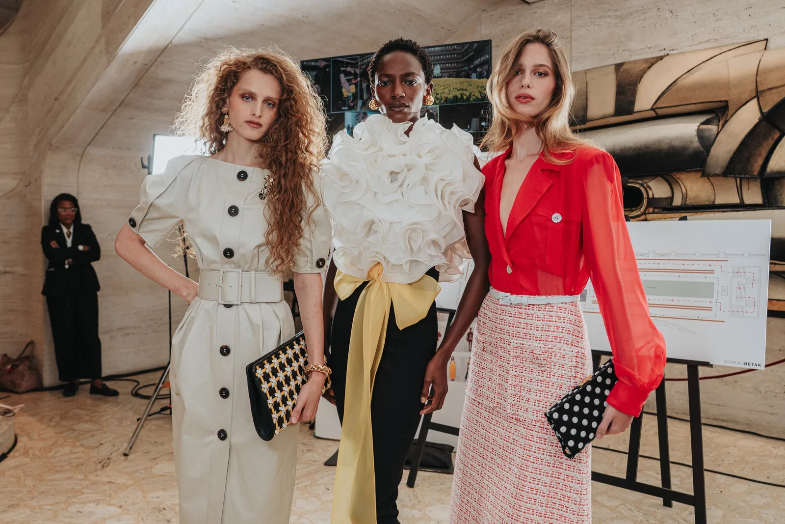Carolina Herrera celebra 45 anos com coleção inspirada nos anos 1980