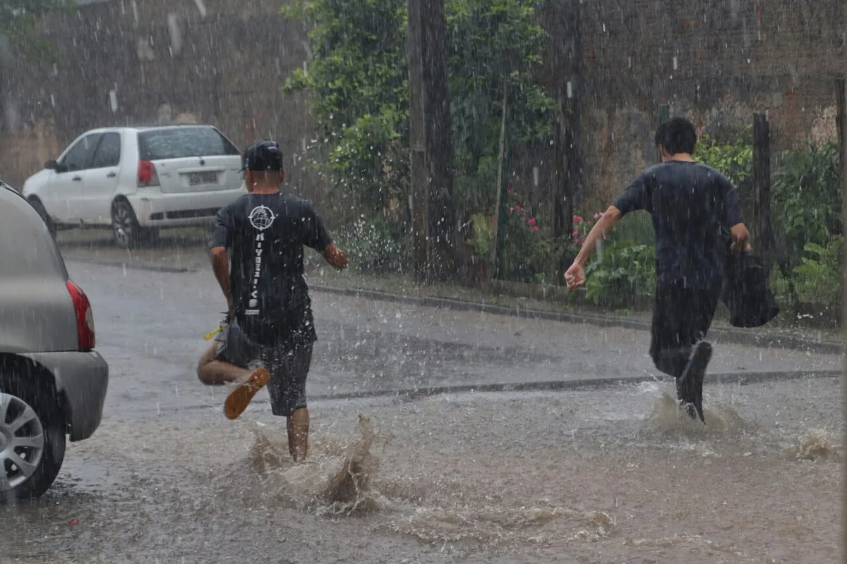 Paraná terá queda nas máximas antes da chegada de nova frente fria