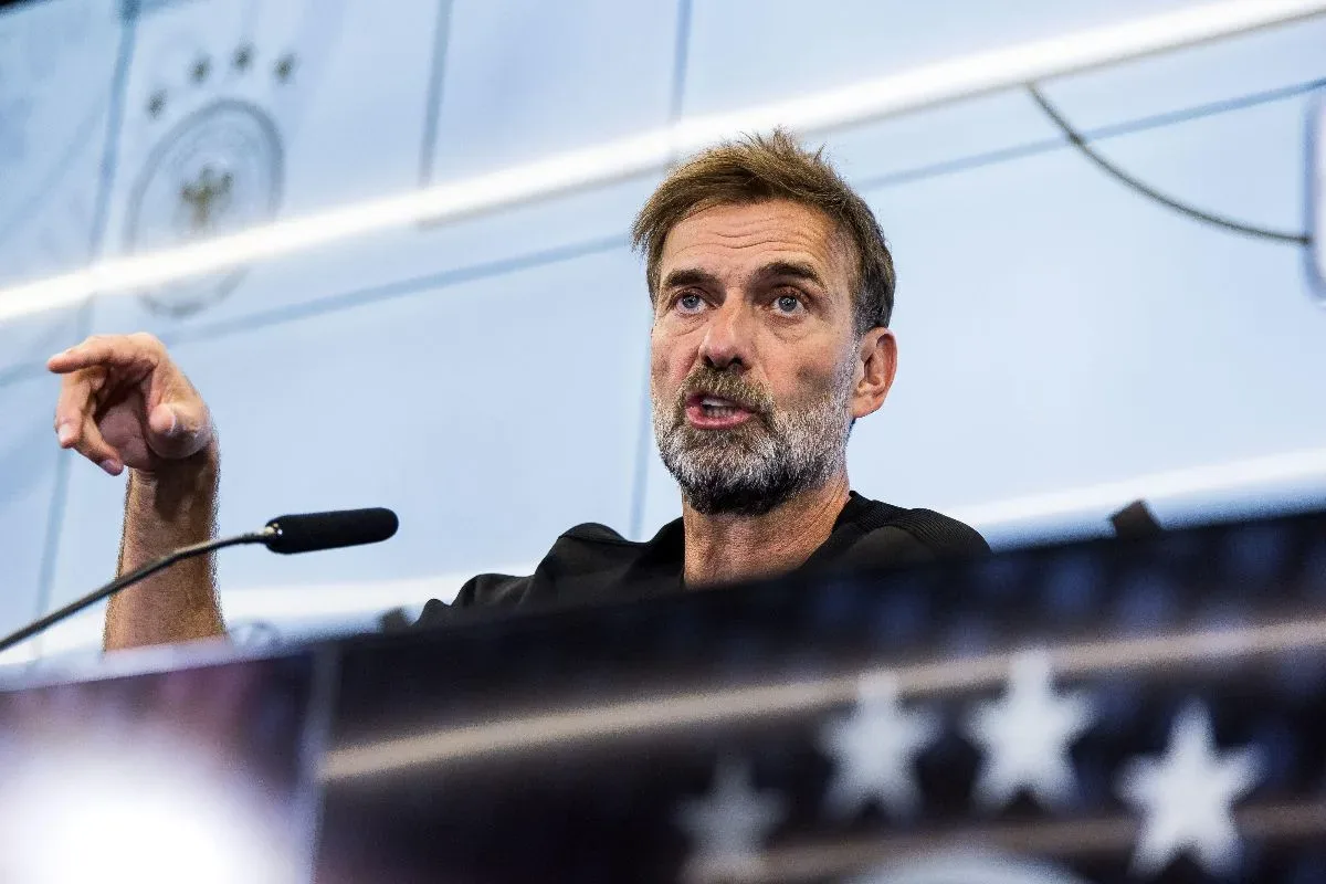 Klopp convoca 44 jogadores e divide Alemanha em dois grupos