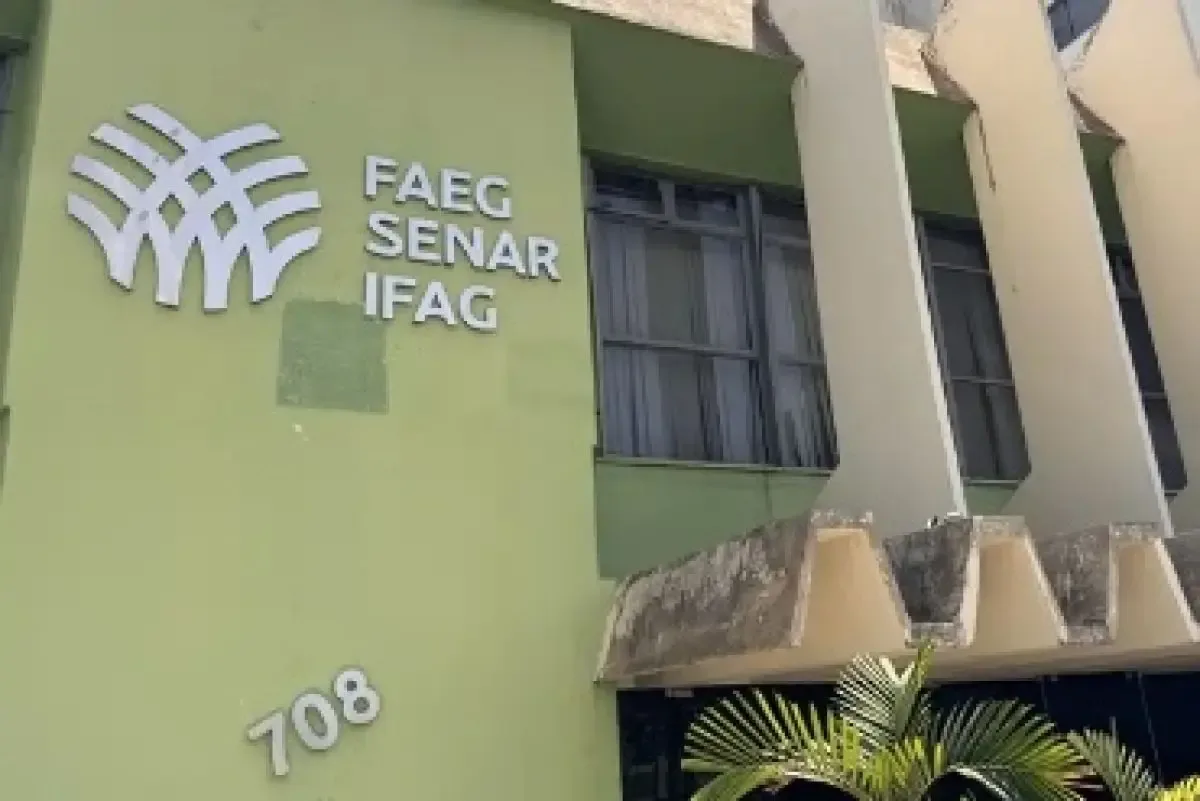 Senar Goiás oferece vagas de níveis médio e superior com salários de até R$ 11.863,90